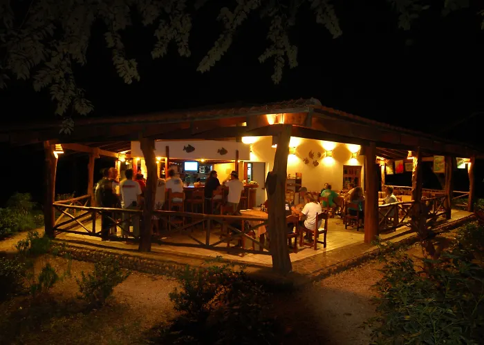 Hotel Cabinas Olas 2*