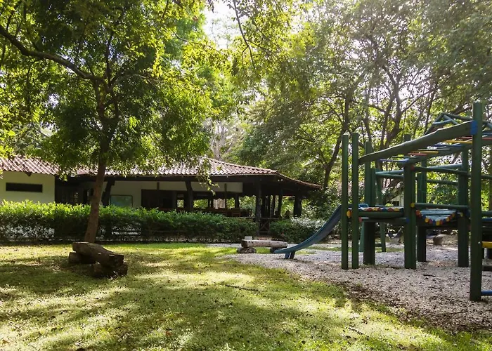 Cabinas Olas Hotel Playa Avellana